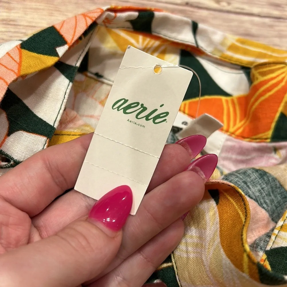 Aerie floral wrap around skirt - Picture 9 of 9